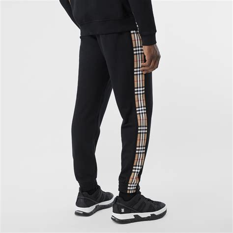 burberry pants official website.